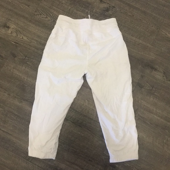 LULULEMON STUDIO CROP PANTS (WHITE) - Picture 6 of 6